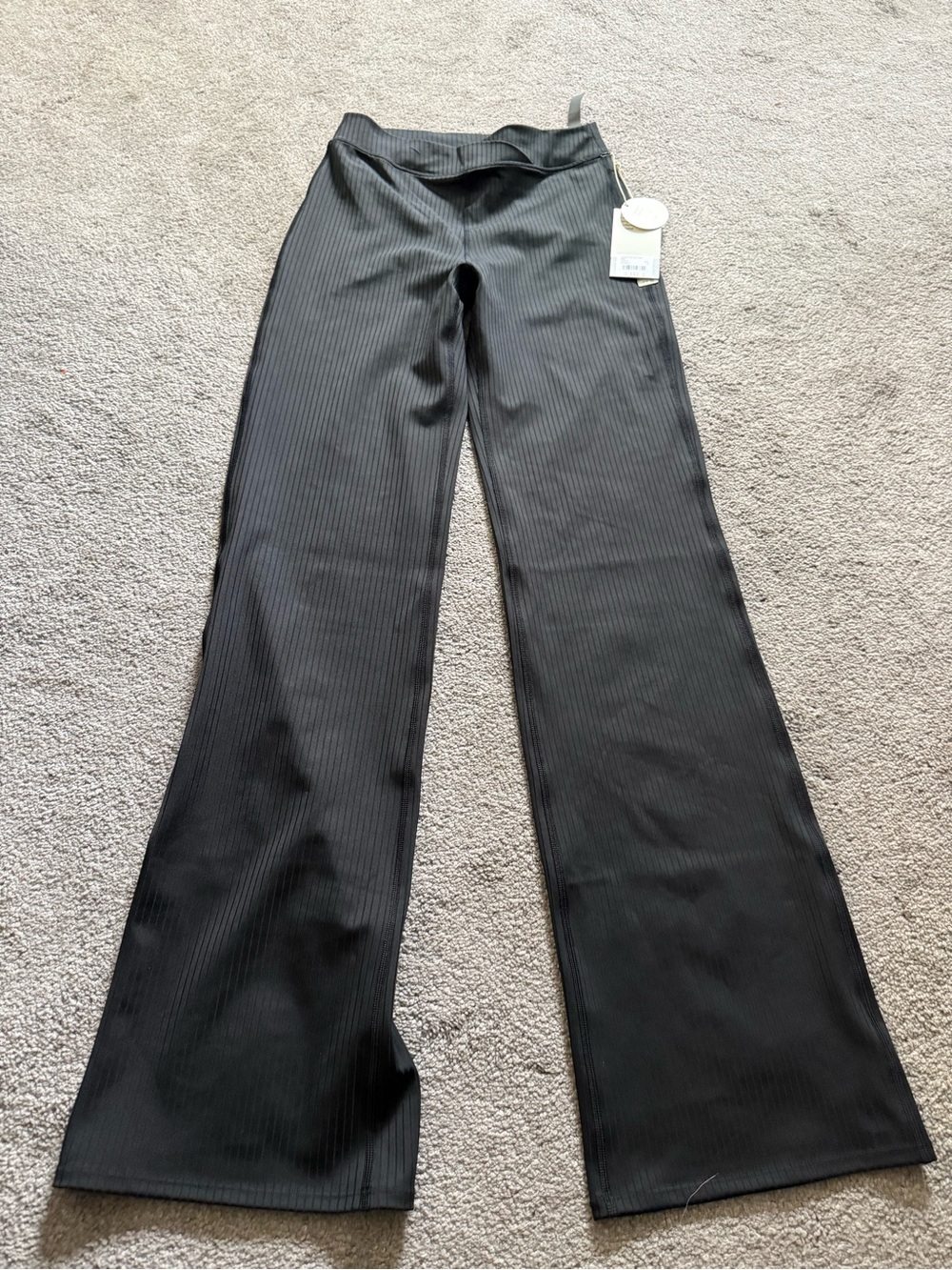 Vuori ribbed flare leggings   - Black